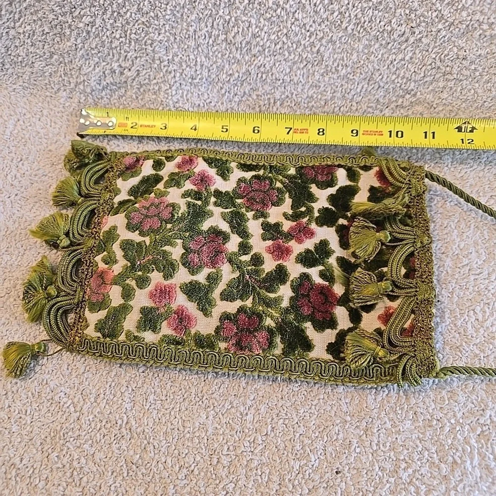 Vintage Carpet Bags Of America‎ Bag Purse Green Pink Floral Tassels Boho  Lined